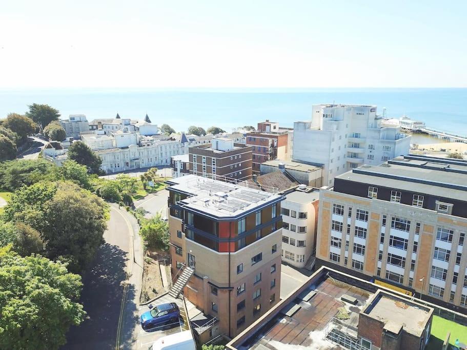 The Pad By The Beach Penthouse Apartment With Sunset And City Views Bournemouth Zewnętrze zdjęcie